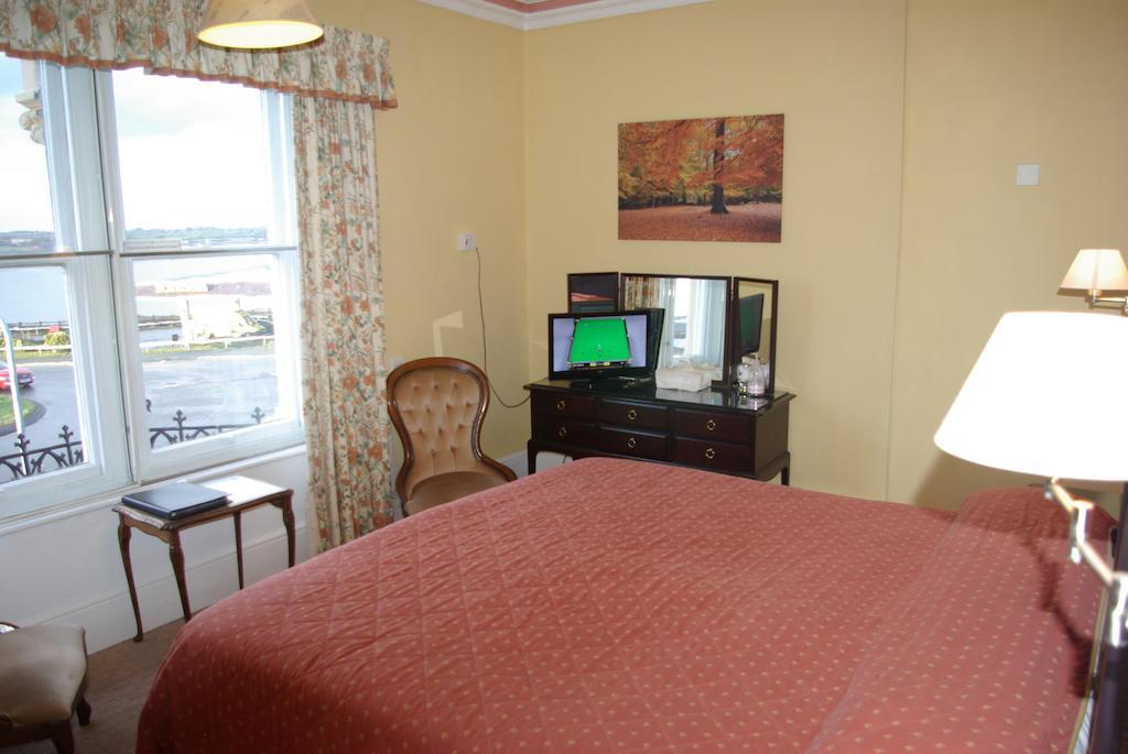Menai Bank Hotel Caernarfon Kamer foto