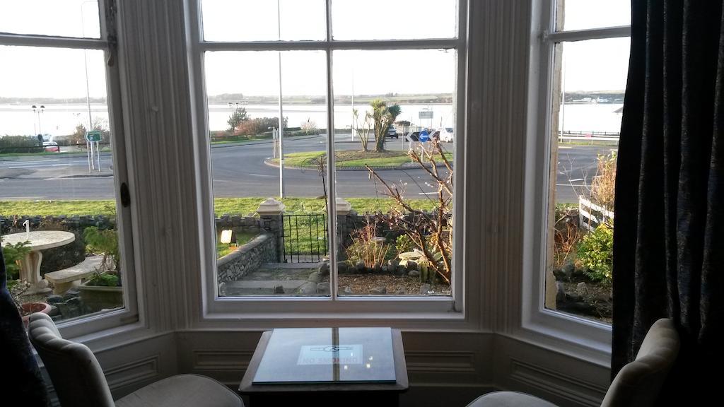 Menai Bank Hotel Caernarfon Kamer foto