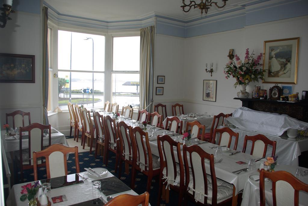Menai Bank Hotel Caernarfon Buitenkant foto